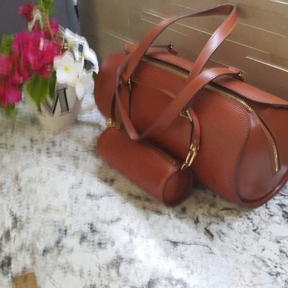 LV Extensive Collection. - Picture 3 of 11
